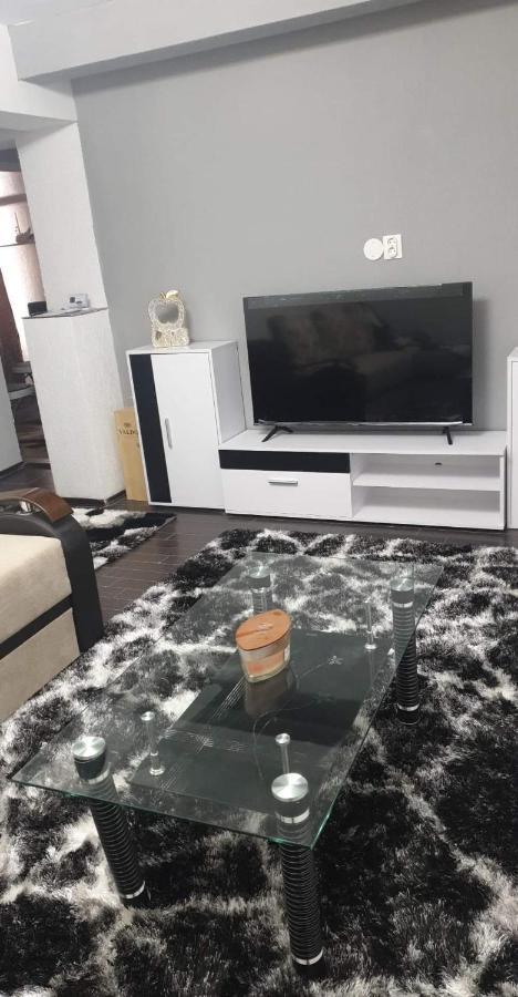 شقة Lupeni   في Jas Apartament المظهر الخارجي الصورة